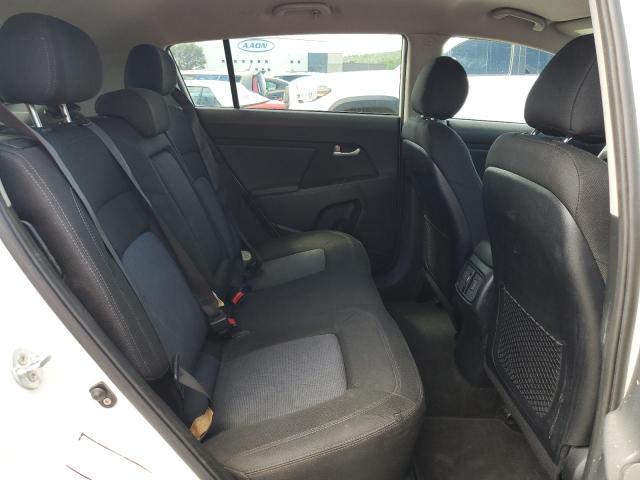 KNDPBCAC7F7757898 KIA Sportage Lx