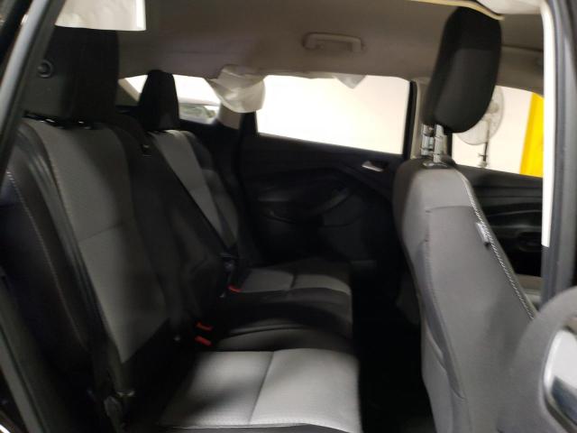 1FMCU9GD2KUC18270 Ford ESCAPE SE
