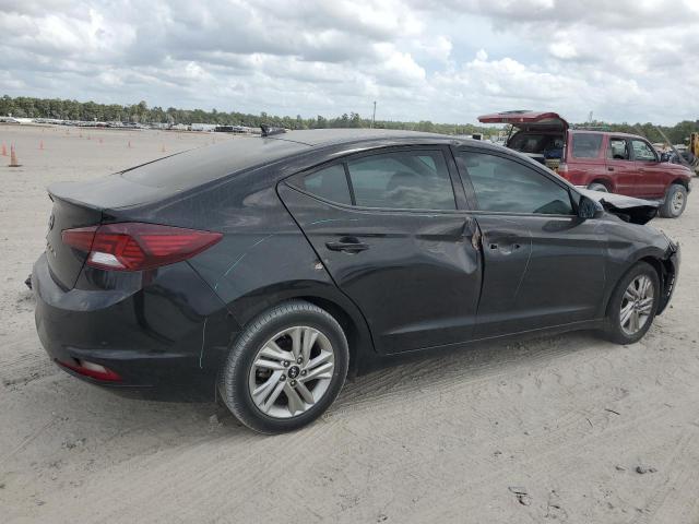 2020 Hyundai Elantra - Image 3