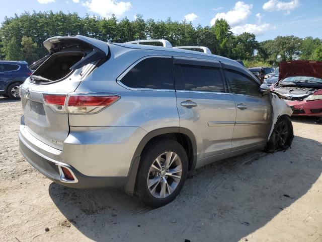 VIN 5TDJKRFH4ES017629 2014 Toyota Highlander, Xle no.3