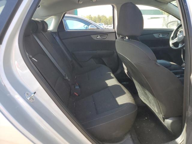 3KPF24AD7ME317509 KIA FORTE FE