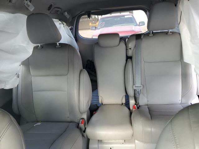 5TDYZ3DC0KS997905 Toyota SIENNA XLE