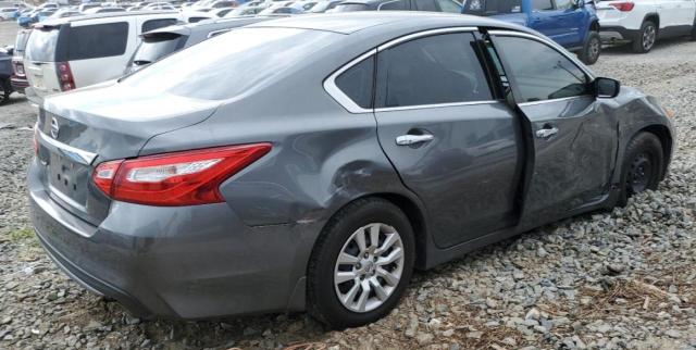 2017 Nissan Altima - Image 3