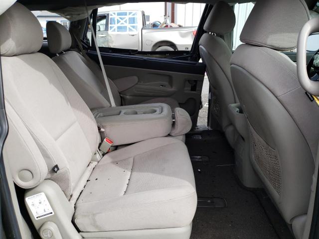 KNDMB5C13F6025414 KIA SEDONA LX