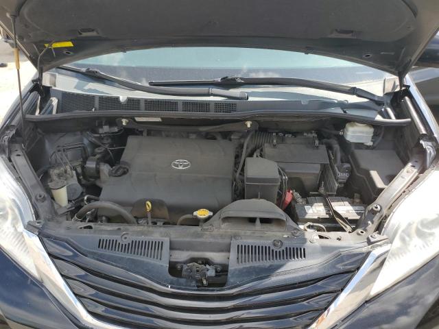 5TDKK3DCXFS621597 Toyota SIENNA LE