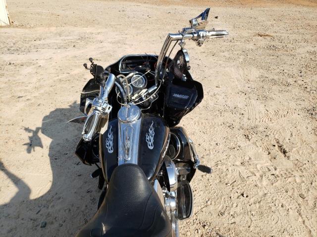2011 HARLEY-DAVIDSON FLTRU 1HD1KGM18BB645379