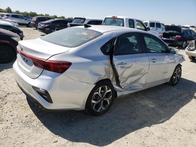 3KPF24AD2ME307650 KIA FORTE FE