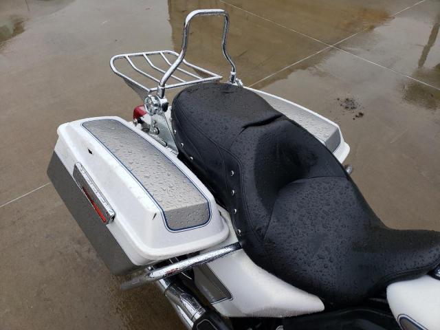 2009 HARLEY-DAVIDSON FLHTCU 1HD1FC4149Y642273