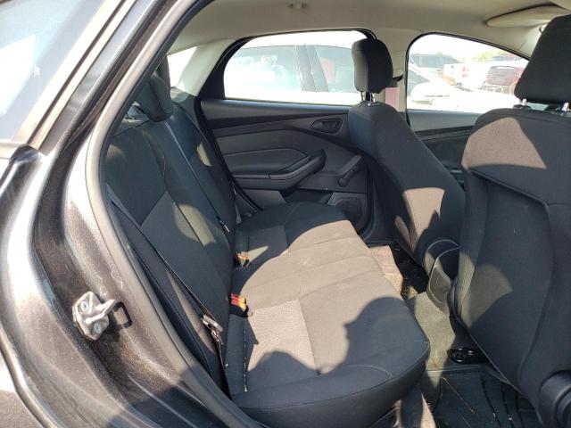 1FADP3E27JL323069 Ford FOCUS S