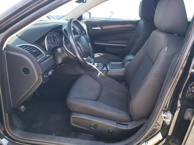 2019 Chrysler 300 - Image 7