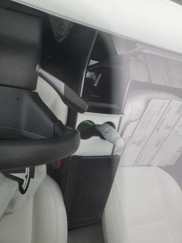 5YJ3E1EA6KF323737 Tesla MODEL 3