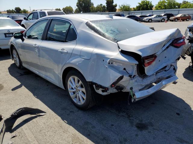 Vin: 4t1r11ak6pu144290, lot: 63810613, toyota camry le 20232