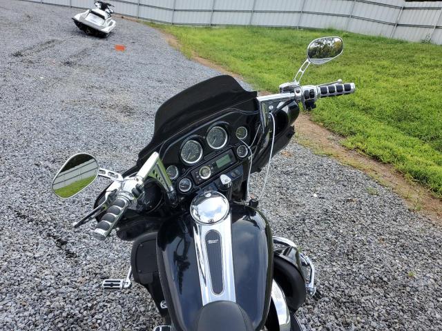 2008 HARLEY-DAVIDSON FLHTCU 1HD1FC4188Y626687