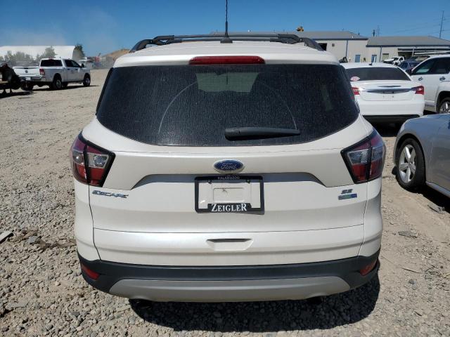 1FMCU9GD5JUD46193 Ford ESCAPE SE