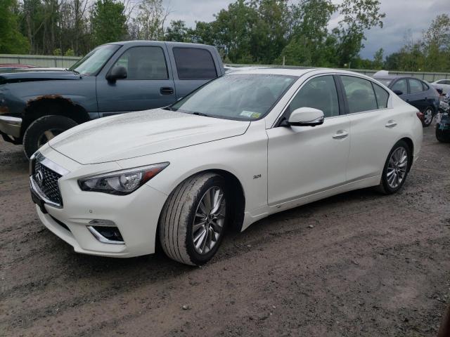 2018 INFINITI Q50 LUXE