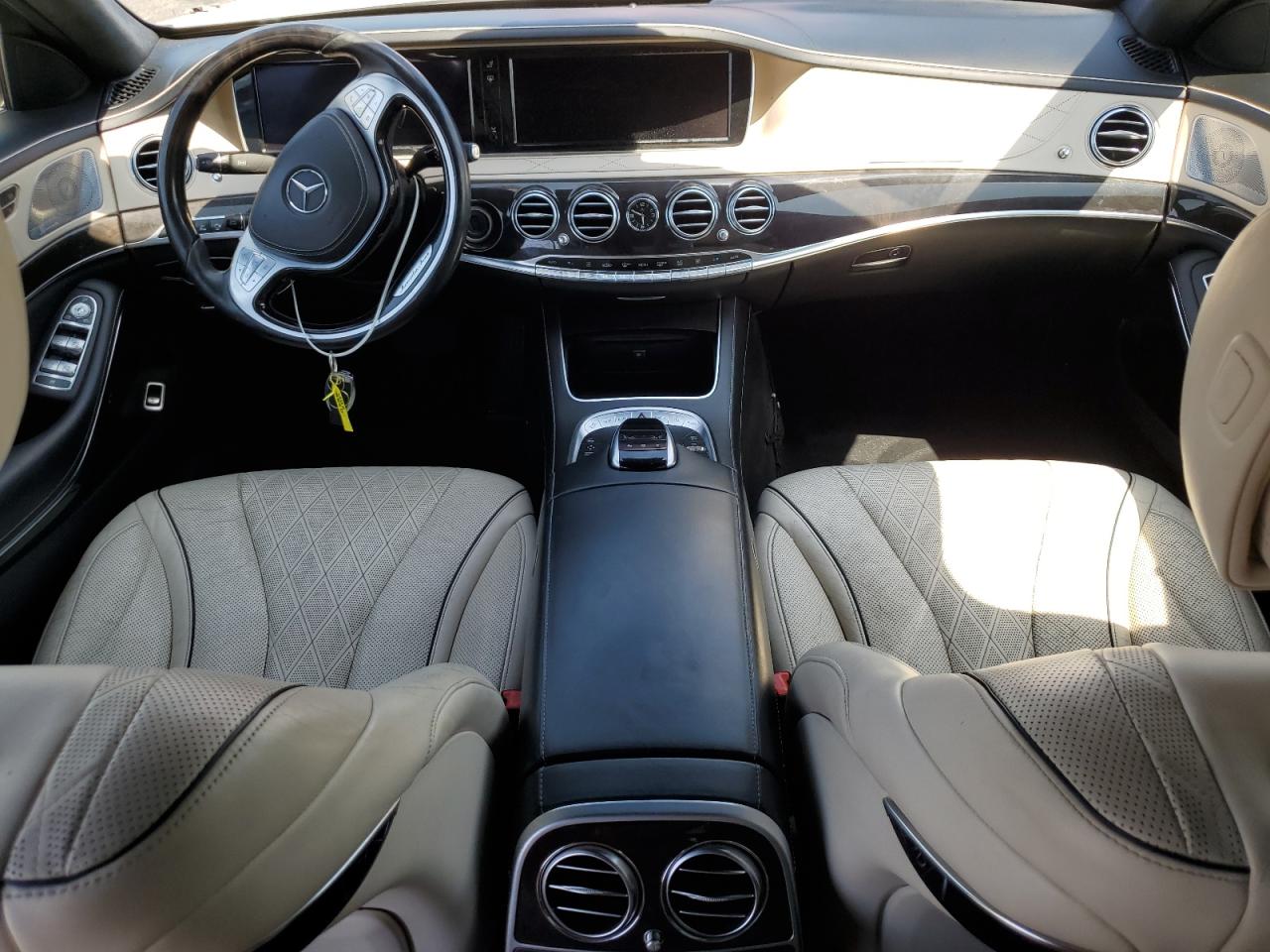 2015 Mercedes-Benz S 550 vin: WDDUG8CB2FA130458