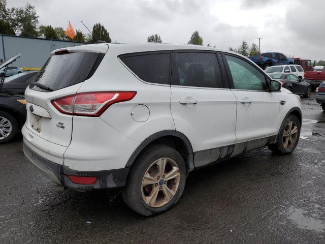 1FMCU9G99GUC30516 Ford ESCAPE SE