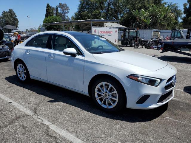 WDD3G4EB6LW038785 Mercedes-Benz A 220