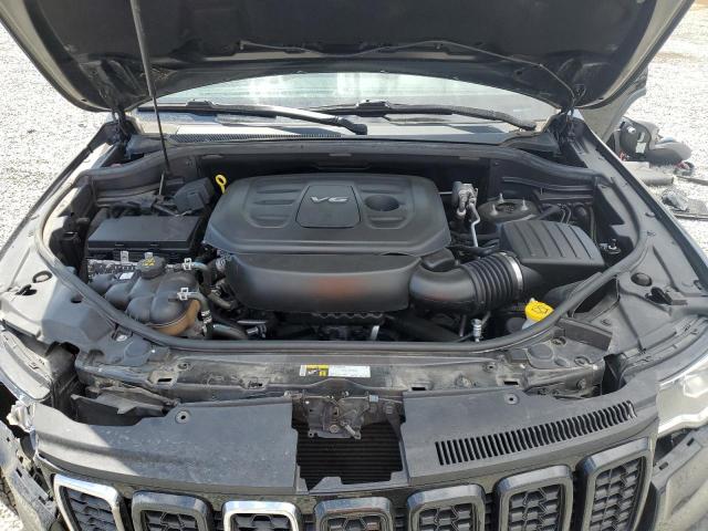 1C4RJEAGXJC402590 Jeep Grand Cherokee Laredo
