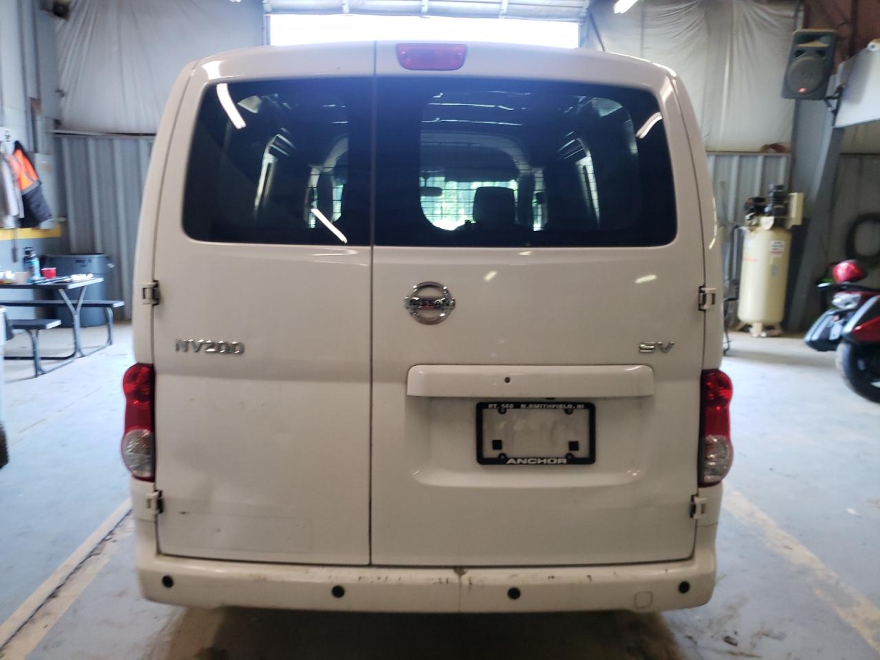 3N6CM0KN5LK693376 Nissan NV 200 2.5S 6