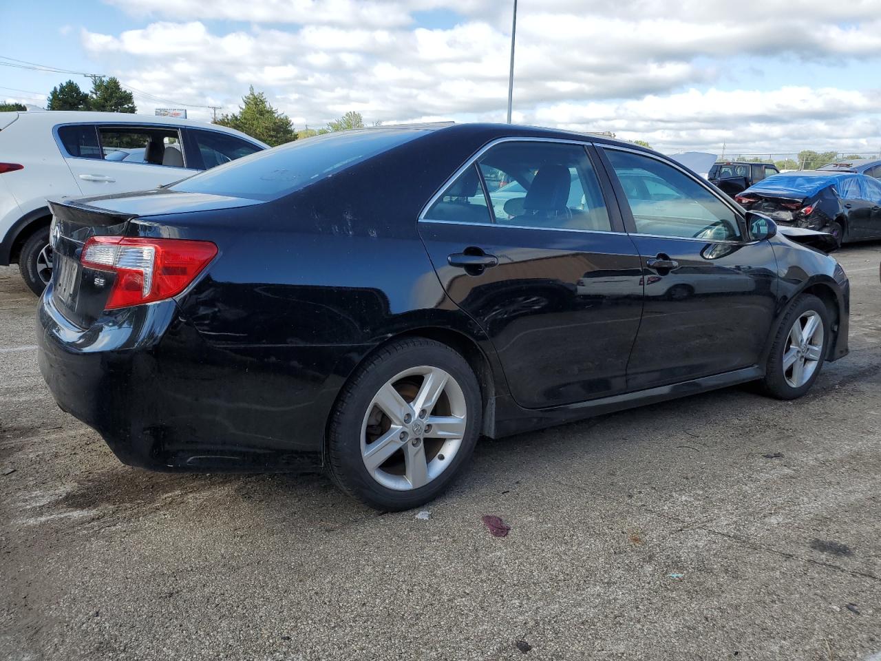 4T1BF1FK1EU860670 2014 Toyota Camry L