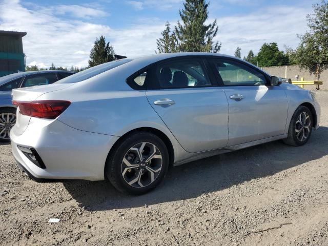 3KPF24AD7ME317509 KIA FORTE FE