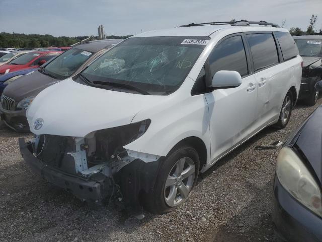 2017 Toyota Sienna LE