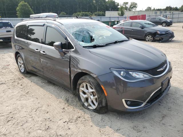 2C4RC1FG1JR351595 2018 CHRYSLER PACIFICA, photo no. 4