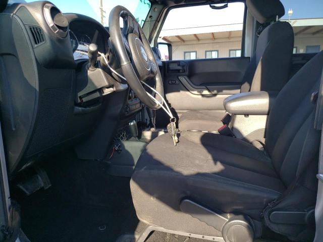 1C4BJWDG2GL169879 Jeep Wrangler Unlimited Sport