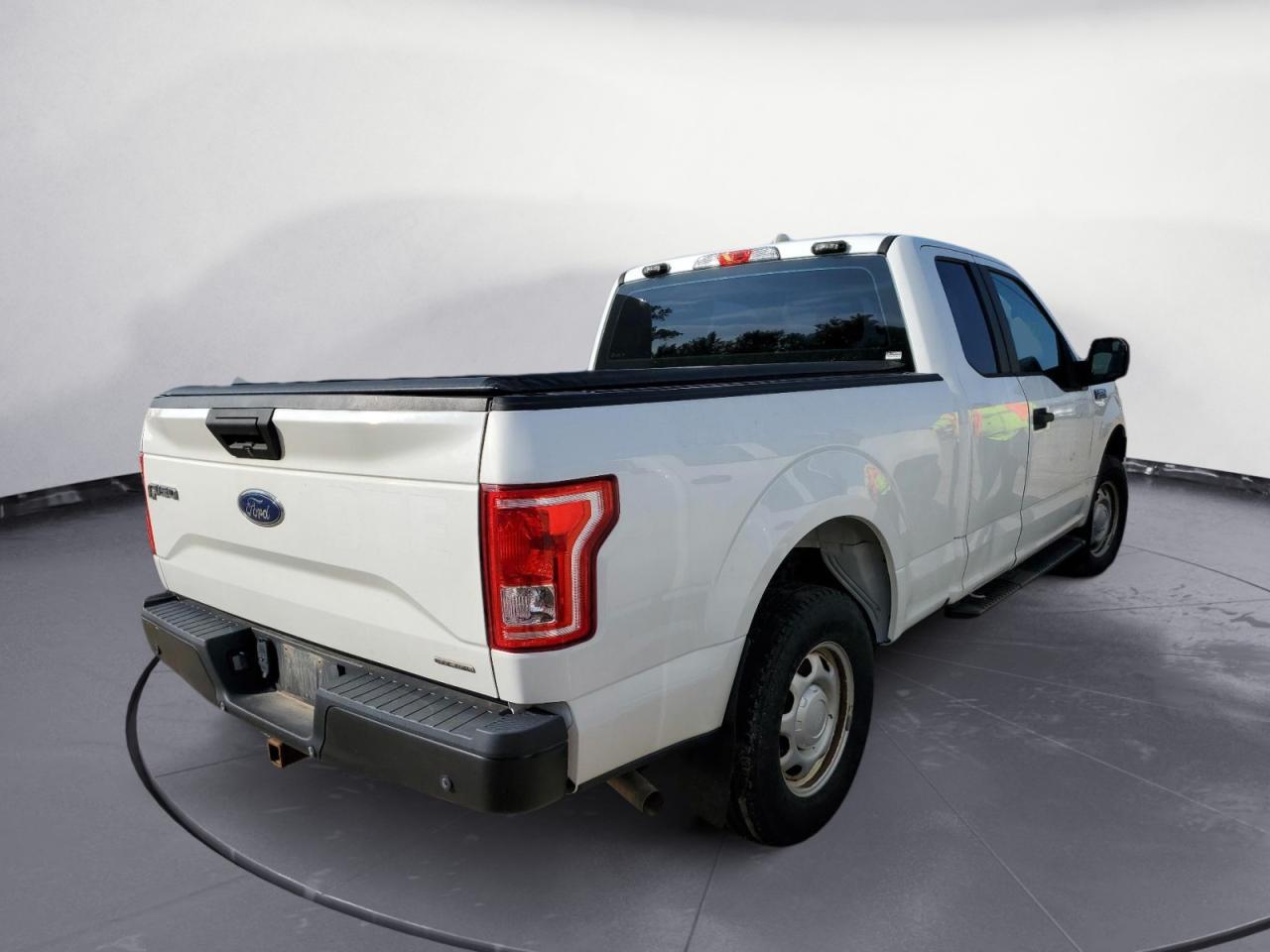 2016 Ford F150 Super Cab vin: 1FTEX1E83GFB78028