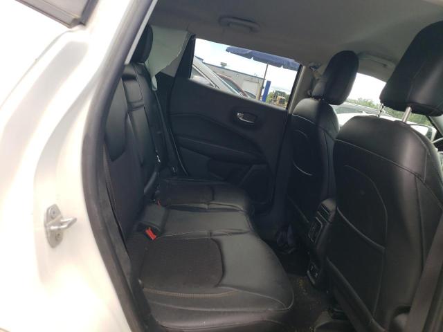 3C4NJCBB0JT194651 Jeep Compass Latitude