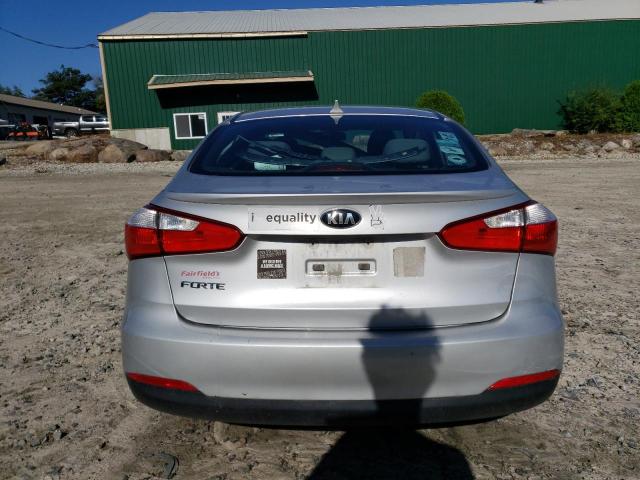 KNAFK4A66G5537688 KIA FORTE LX