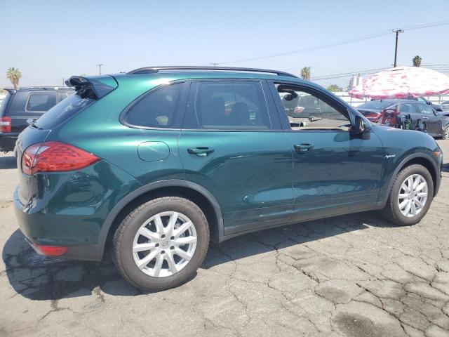Паркетники PORSCHE CAYENNE 2012 Зелений