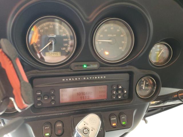 2011 HARLEY-DAVIDSON FLHTCUTG 1HD1MAM18BB855195