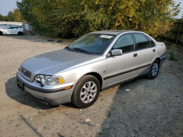 2000 Volvo S40 