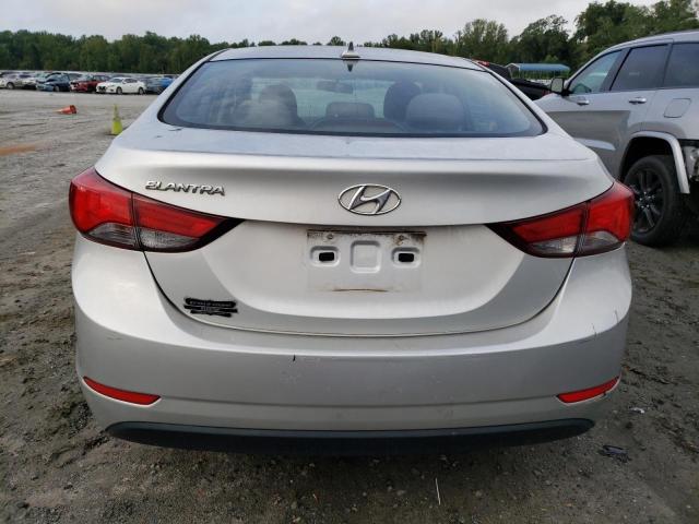 5NPDH4AE6GH744856 Hyundai ELANTRA SE