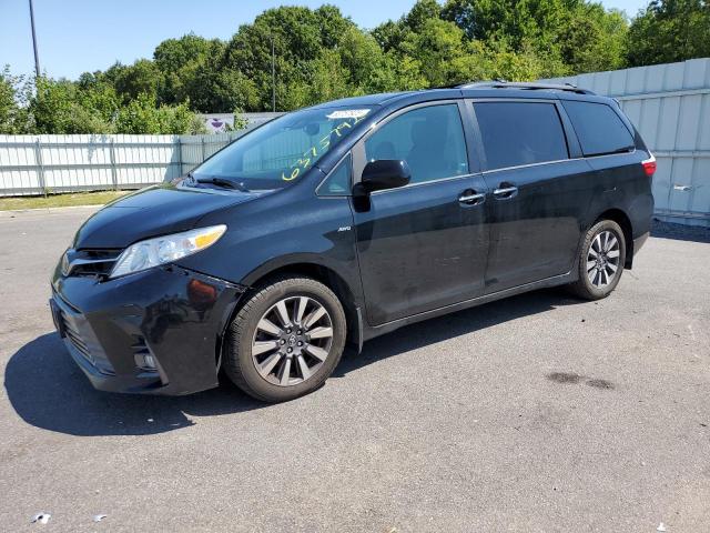 2018 Toyota Sienna XLE