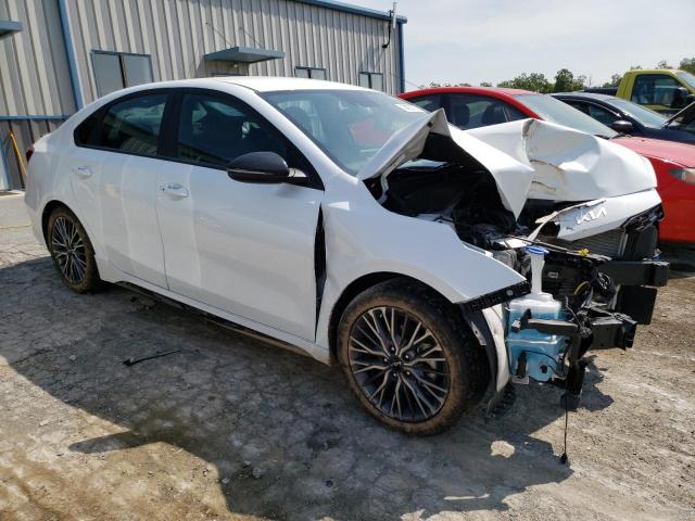 3KPF54AD9NE506803 KIA Forte Gt Line