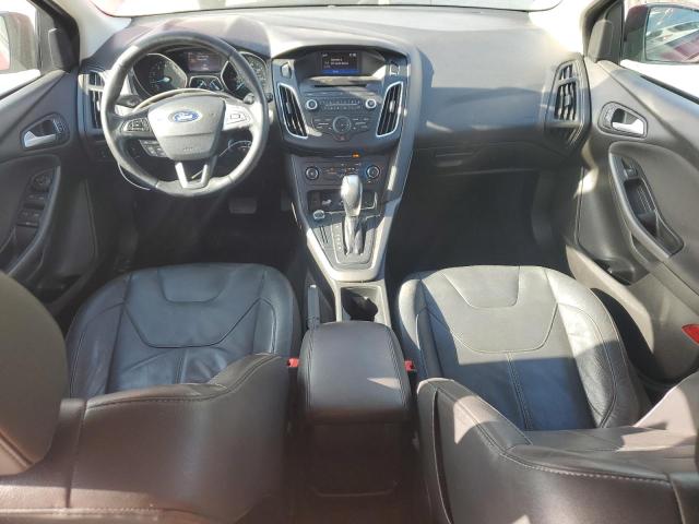 1FADP3K27GL332397 Ford FOCUS SE
