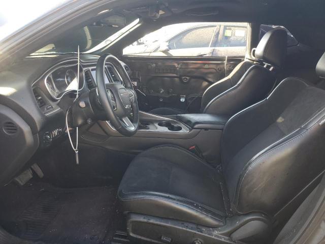 2C3CDZAG4JH331375 Dodge Challenger Sxt