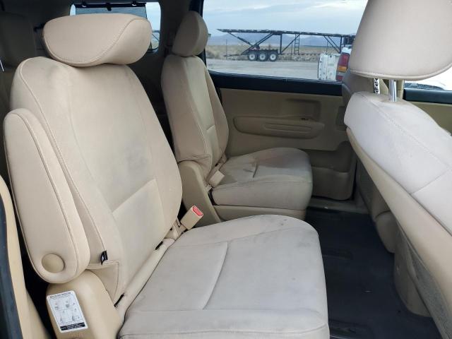 KNDMB5C19F6068199 KIA SEDONA LX