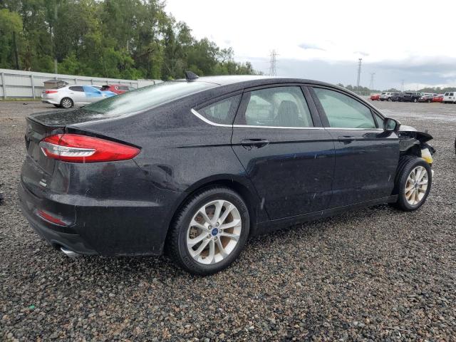 3FA6P0HD4LR245780 Ford Fusion SE 3