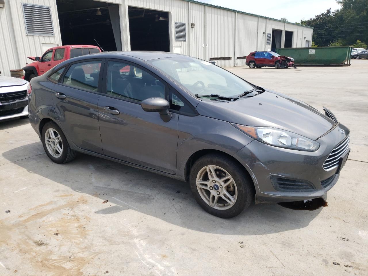 3FADP4BJ9KM109993 Ford Fiesta SE 4