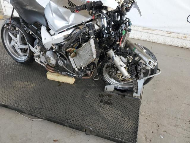 2005 HONDA VFR800 JH2RC46135M700446