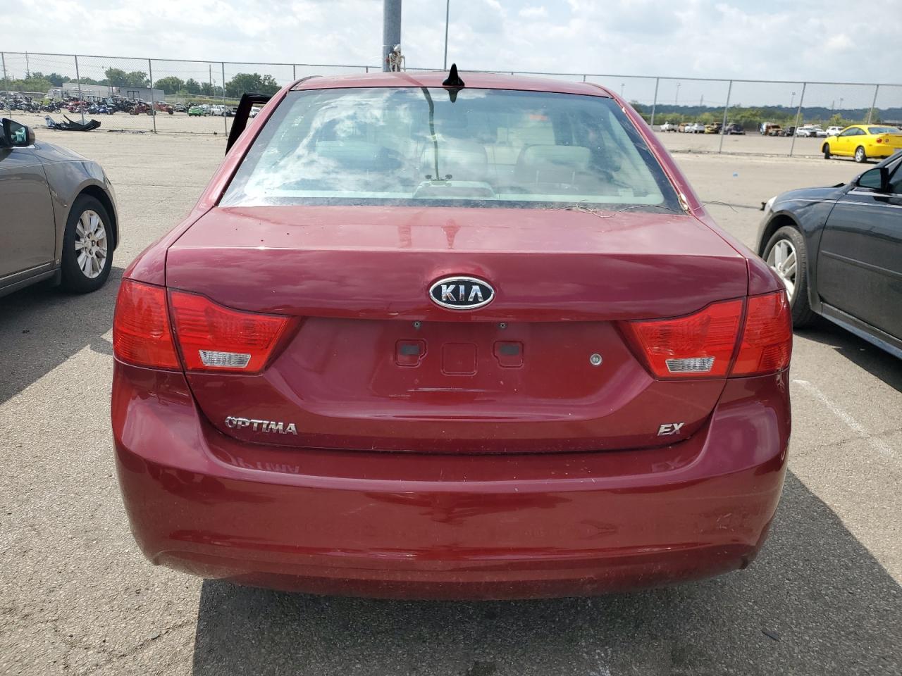 knage228295319735 KNAGE228295319735 2009 Kia Optima Lx