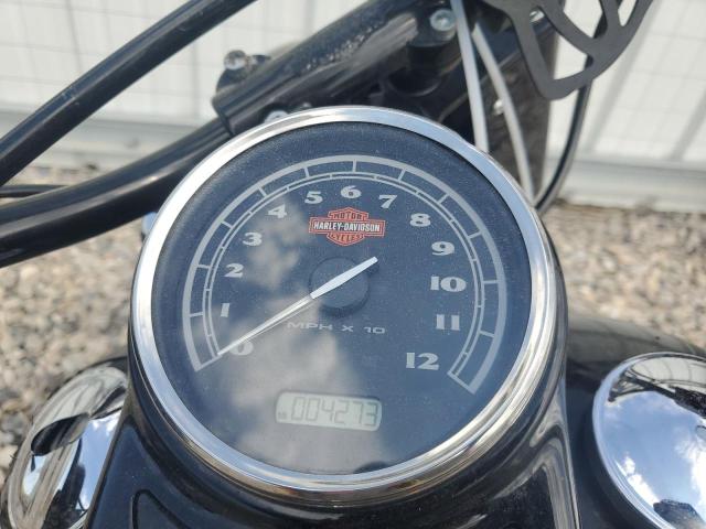 2017 HARLEY-DAVIDSON FLSS 1HD1JS916HB011463