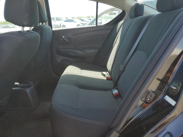 3N1CN7AP5JL884561 Nissan VERSA S