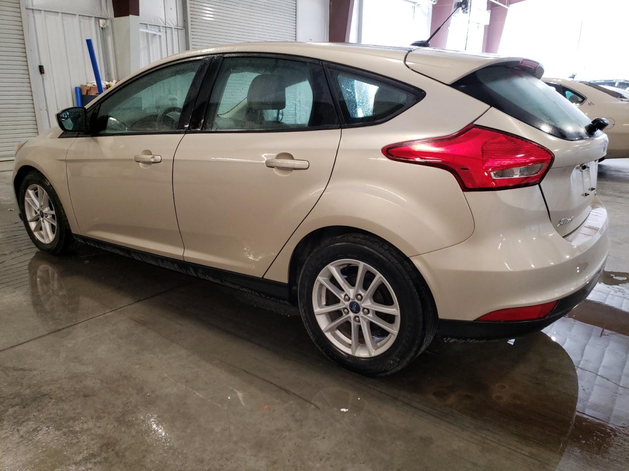 VIN: 1FADP3K21JL207791 2018 FORD FOCUS
