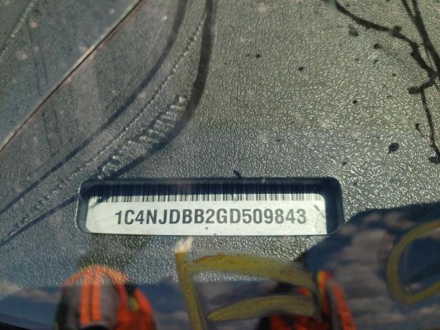 1C4NJDBB2GD509843 Jeep Compass Sport
