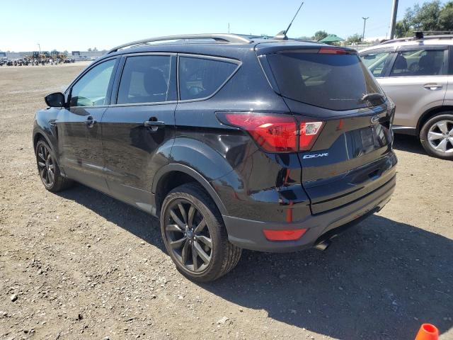 1FMCU9GDXKUB05067 Ford ESCAPE SE